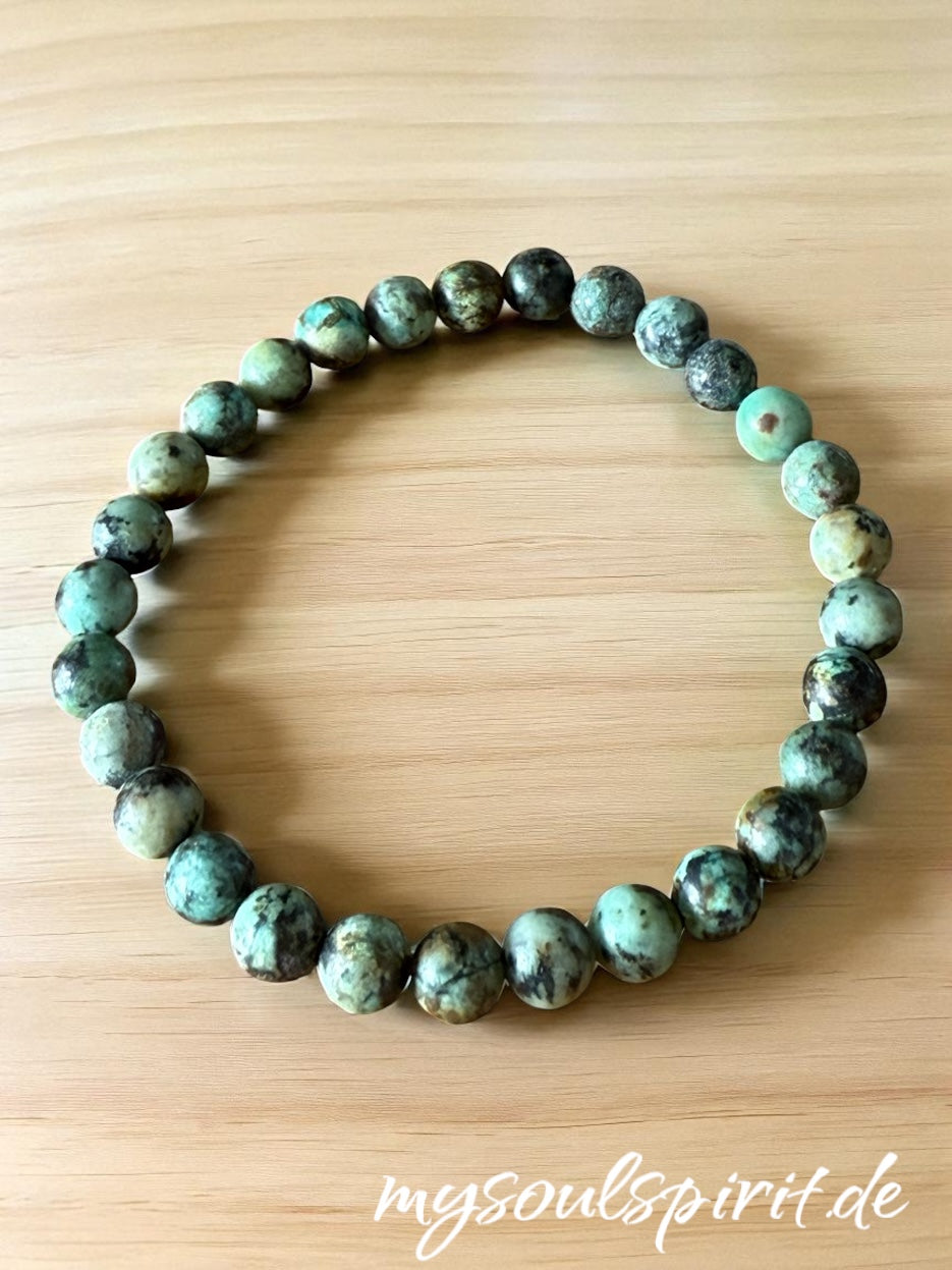 Afrikanischer Türkis Armband mit 6-8 mm Perlen