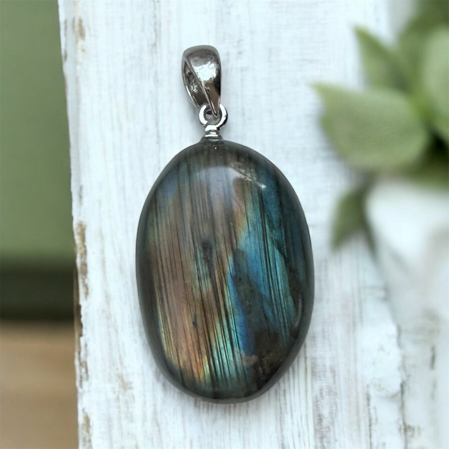 LABRADORIT "Drop Shape" Kettenanhänger in 2 Varianten