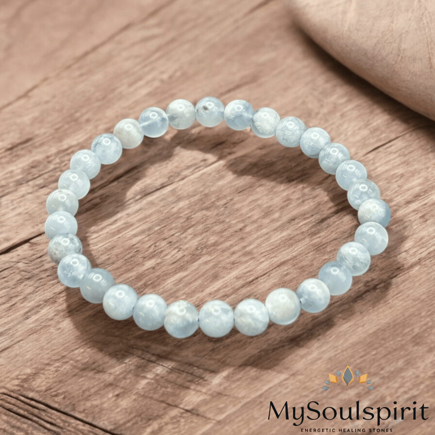 AQUAMARIN Armband 6 mm - Perlenarmband als Detailaufnahme