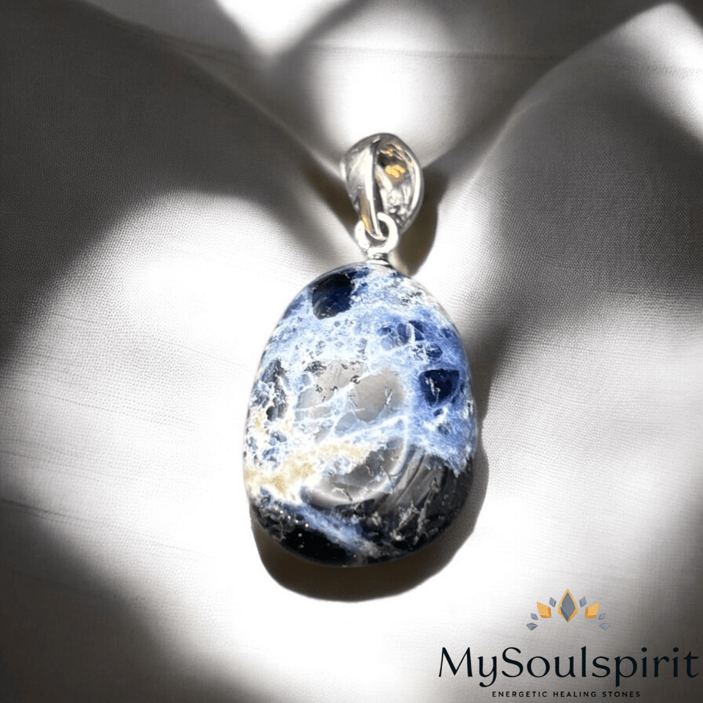 Sodalith Kettenanhänger mit Silberschlaufe