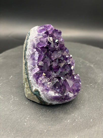 Deep Amethyst Druse 511 Gramm ( Unikat )