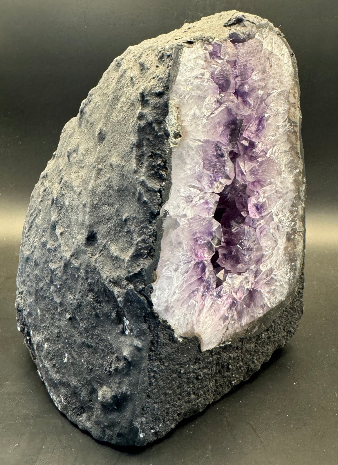 Amethyst Geode 2,7 kg Gramm ( Unikat)